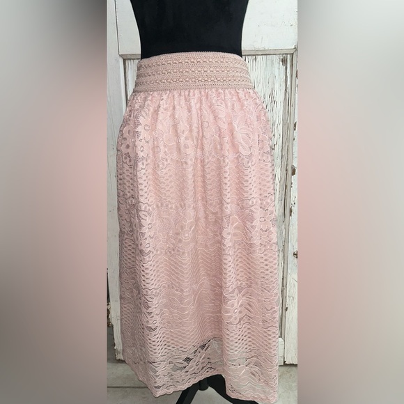 🌸 Metro Wear Lace/mesh Skirt Midi Rustic Pink Elastic Band Waist Pull On🌸 - Picture 3 of 5